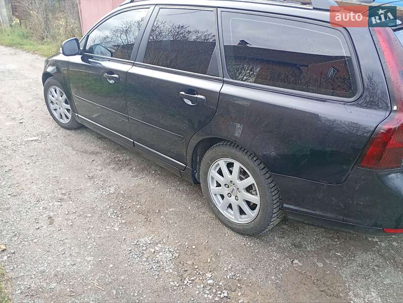 Универсал Volvo V50 2009 в Виннице