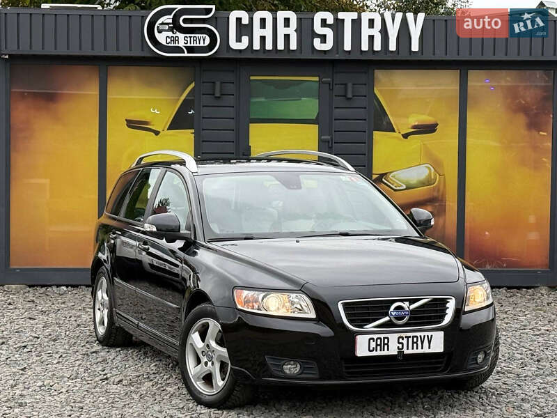 Volvo V50 2011