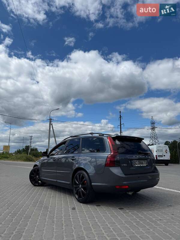 Volvo V50 2008