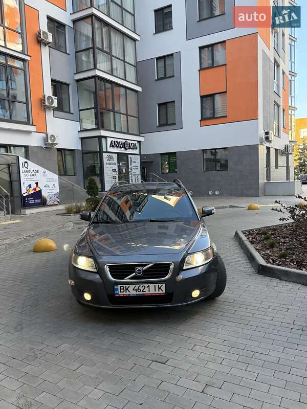 Универсал Volvo V50 2008 в Вараше фото 6 Универсал Volvo V50 2008 в Вараше