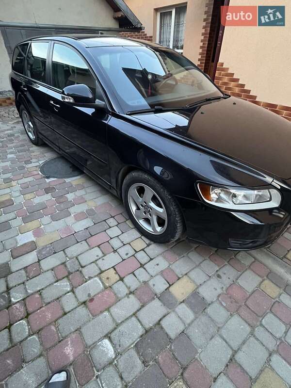 Универсал Volvo V50 2011 в Ивано-Франковске