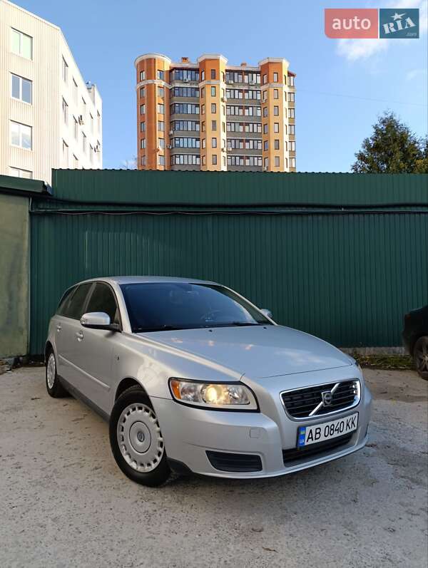 Volvo V50 2009