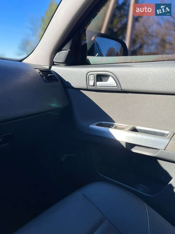 Универсал Volvo V50 2009 в Комарному фото 25 Универсал Volvo V50 2009 в Комарному