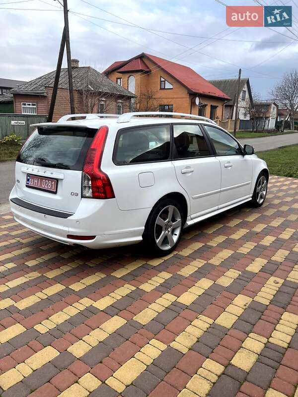 Универсал Volvo V50 2012 в Нежине