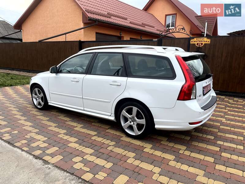 Универсал Volvo V50 2012 в Нежине