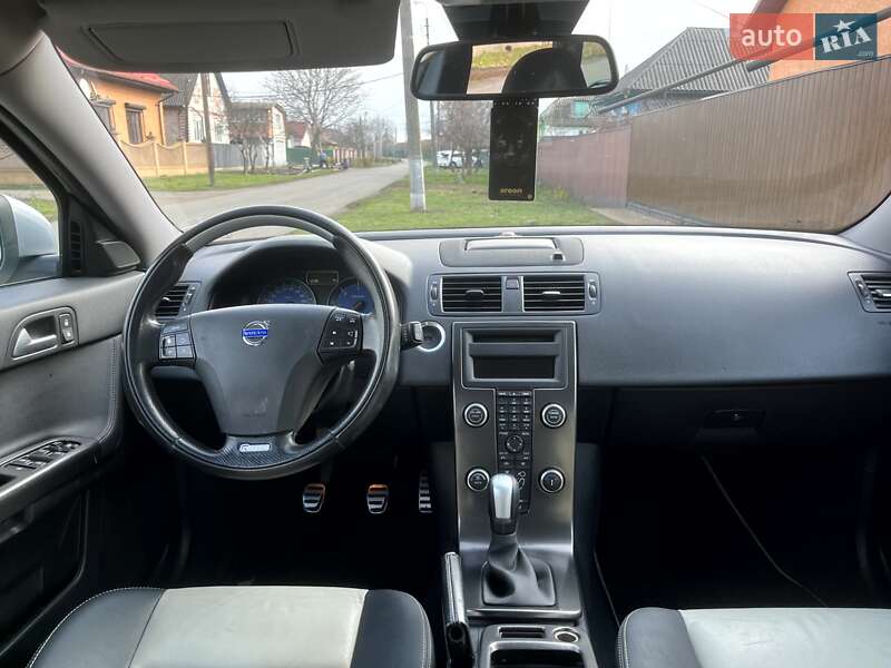 Универсал Volvo V50 2012 в Нежине