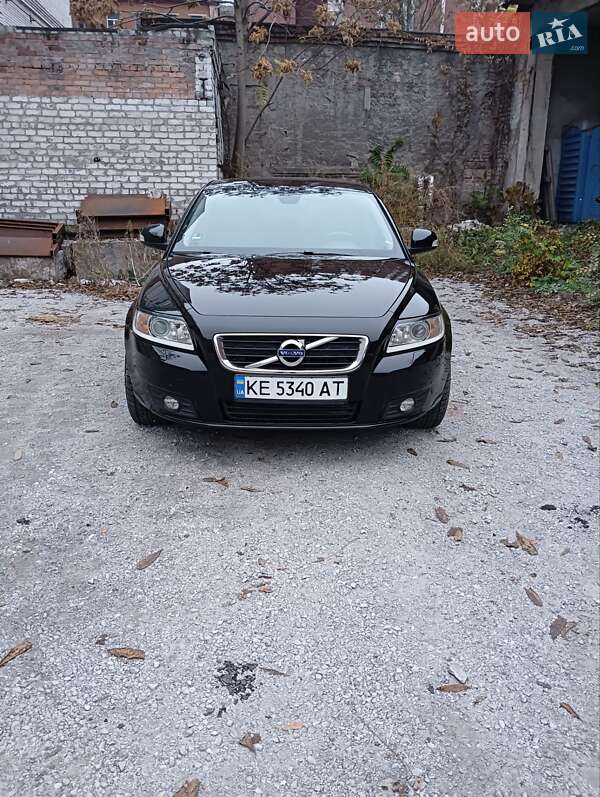 Универсал Volvo V50 2012 в Днепре