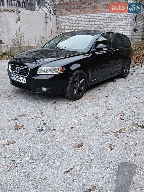 Универсал Volvo V50 2012 в Днепре