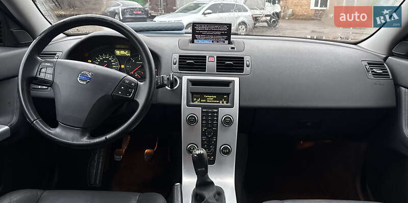 Универсал Volvo V50 2012 в Луцке фото 9 Универсал Volvo V50 2012 в Луцке