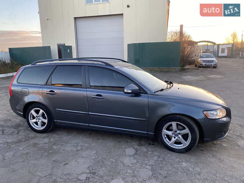 Універсал Volvo V50 2011 в Рівному