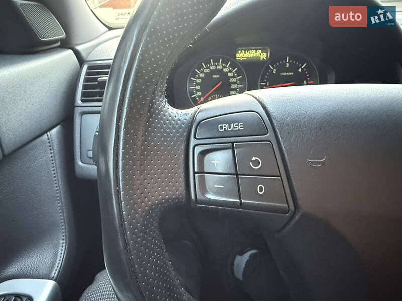 Универсал Volvo V50 2010 в Киеве