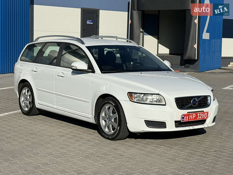 Универсал Volvo V50 2012 в Ровно