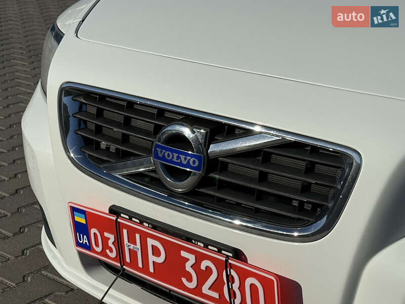 Универсал Volvo V50 2012 в Ровно