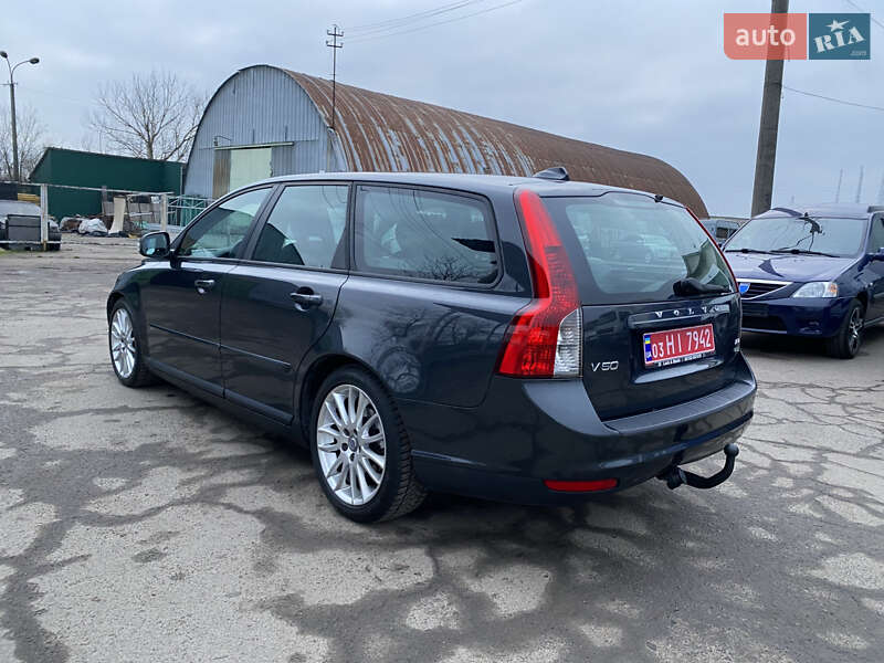 Универсал Volvo V50 2010 в Ровно