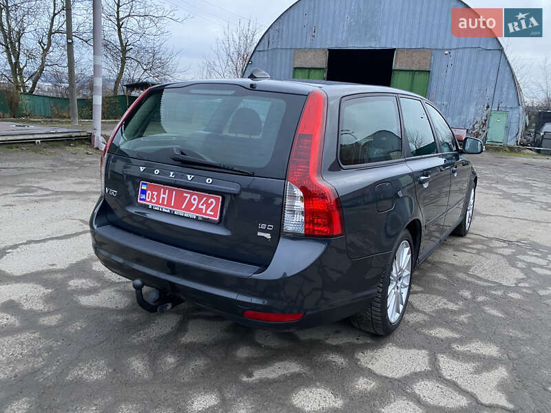 Универсал Volvo V50 2010 в Ровно