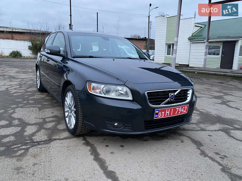 Универсал Volvo V50 2010 в Ровно