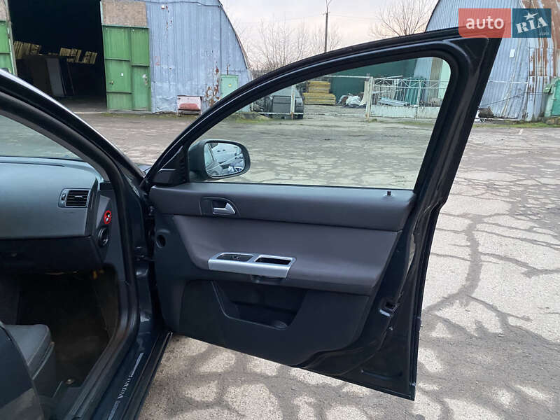 Универсал Volvo V50 2010 в Ровно