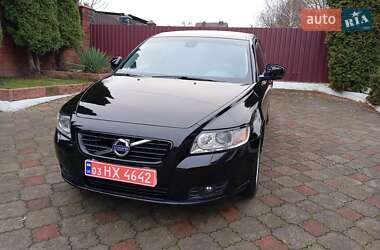 Універсал Volvo V50 2010 в Рівному