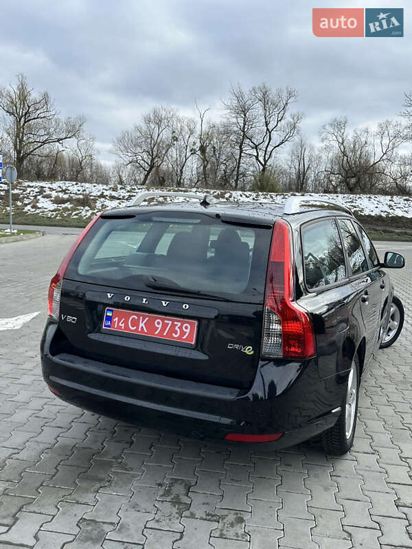 Универсал Volvo V50 2011 в Стрые