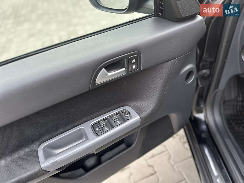 Универсал Volvo V50 2011 в Стрые