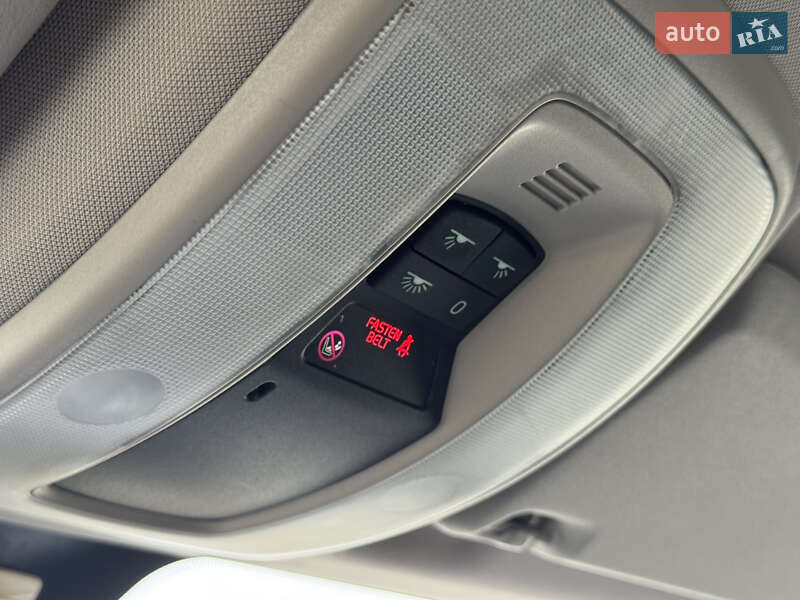 Универсал Volvo V50 2012 в Стрые фото 69 Универсал Volvo V50 2012 в Стрые