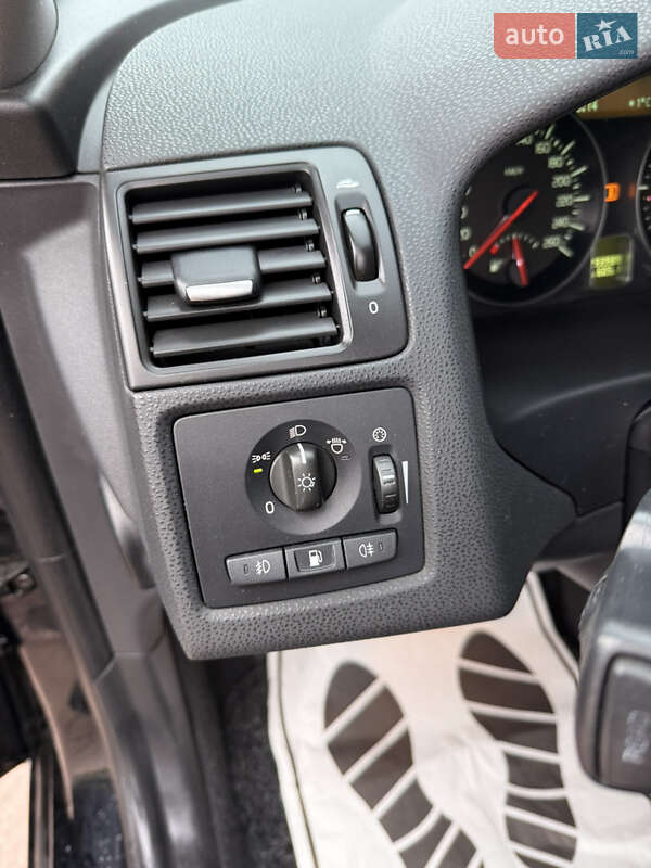 Универсал Volvo V50 2010 в Стрые