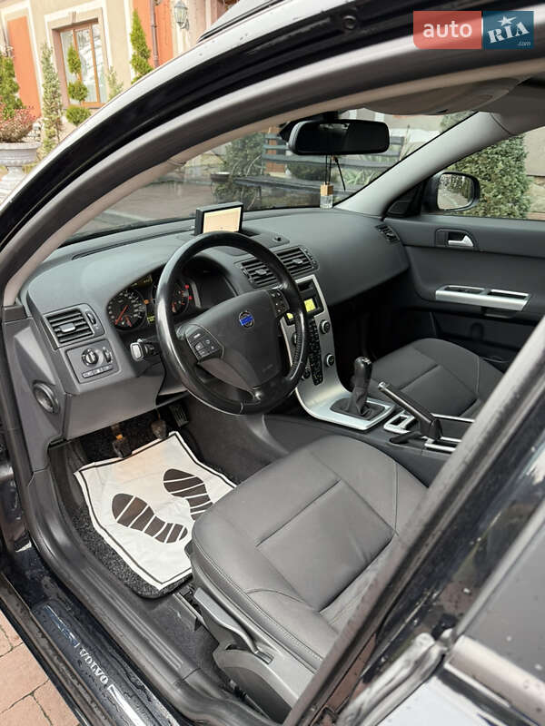 Универсал Volvo V50 2010 в Стрые