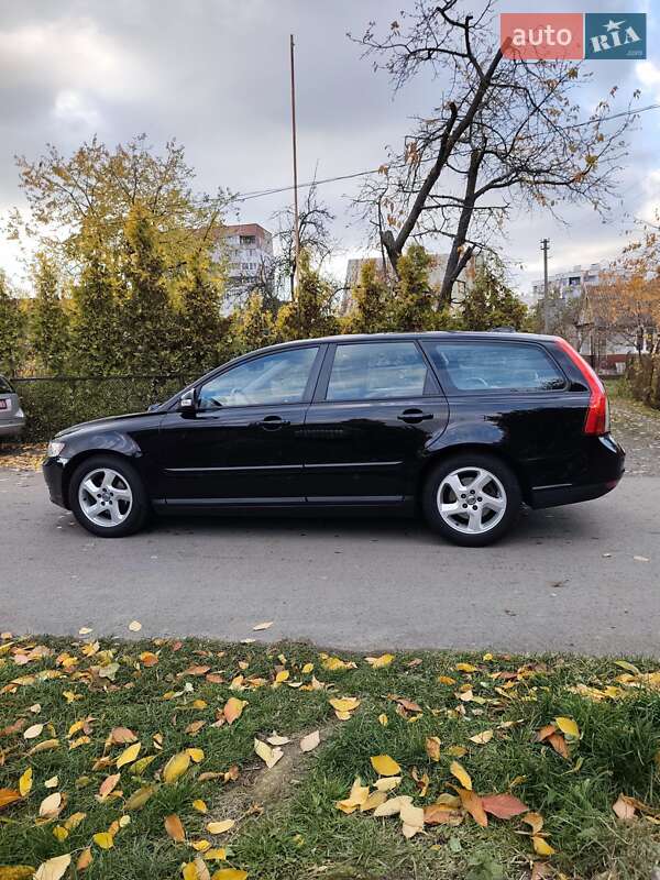 Универсал Volvo V50 2011 в Луцке