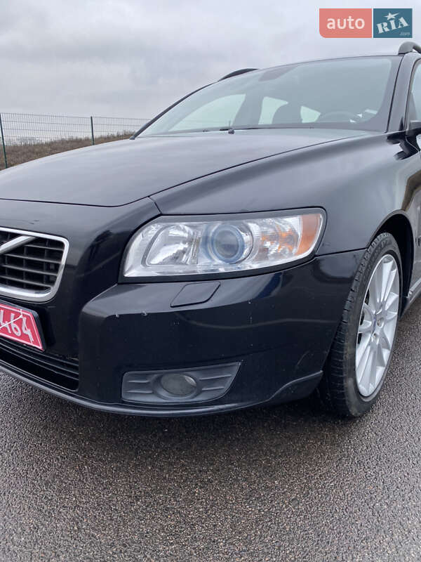 Универсал Volvo V50 2010 в Ровно