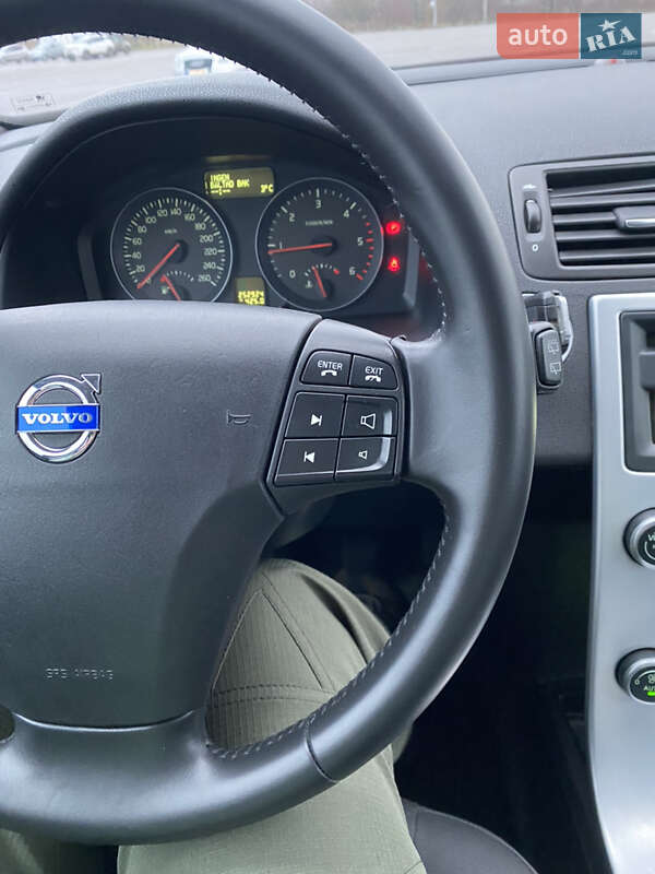 Универсал Volvo V50 2010 в Ровно