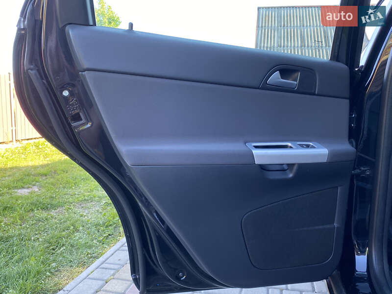 Универсал Volvo V50 2010 в Луцке