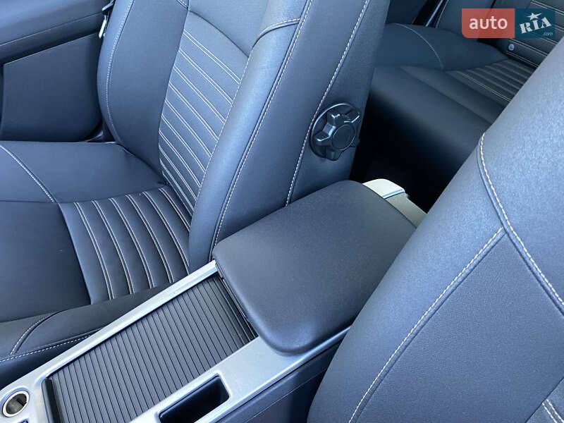 Универсал Volvo V50 2010 в Луцке