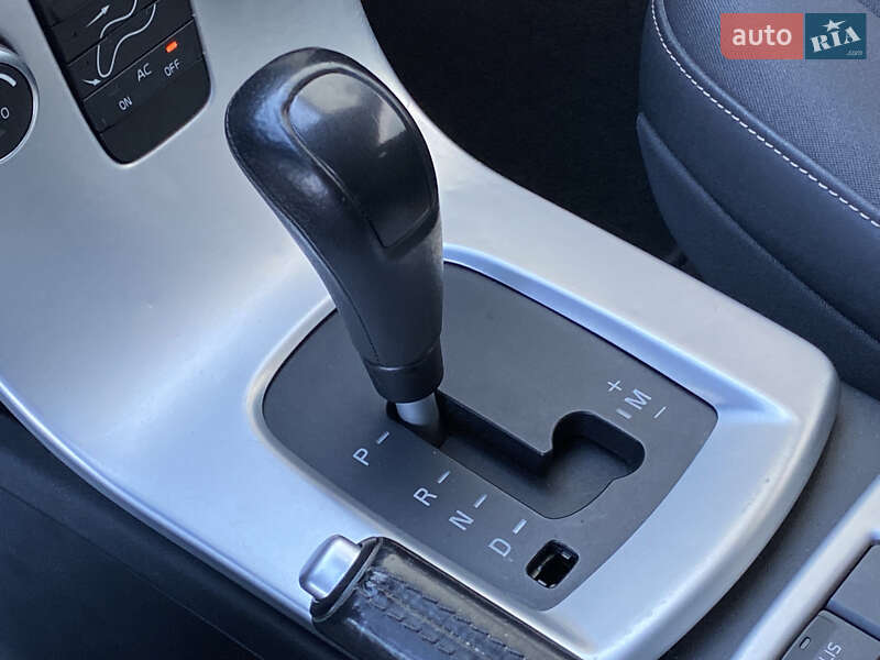 Универсал Volvo V50 2010 в Луцке