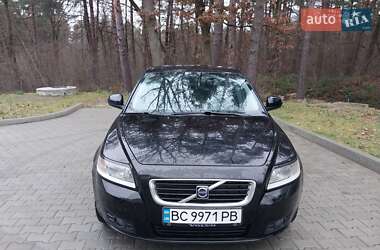 Универсал Volvo V50 2009 в Новояворовске