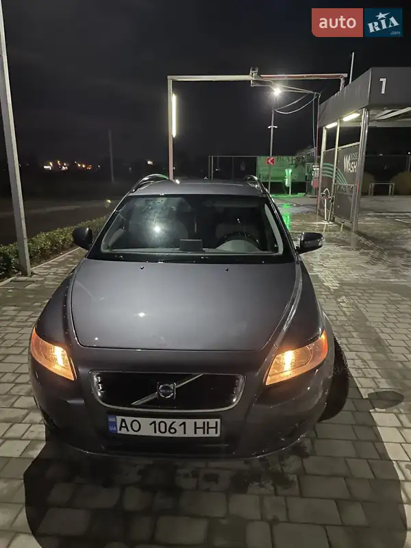 Volvo V50 2009