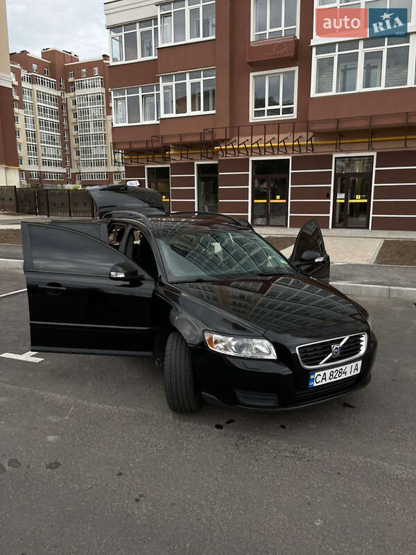 Универсал Volvo V50 2010 в Умани фото 24 Универсал Volvo V50 2010 в Умани