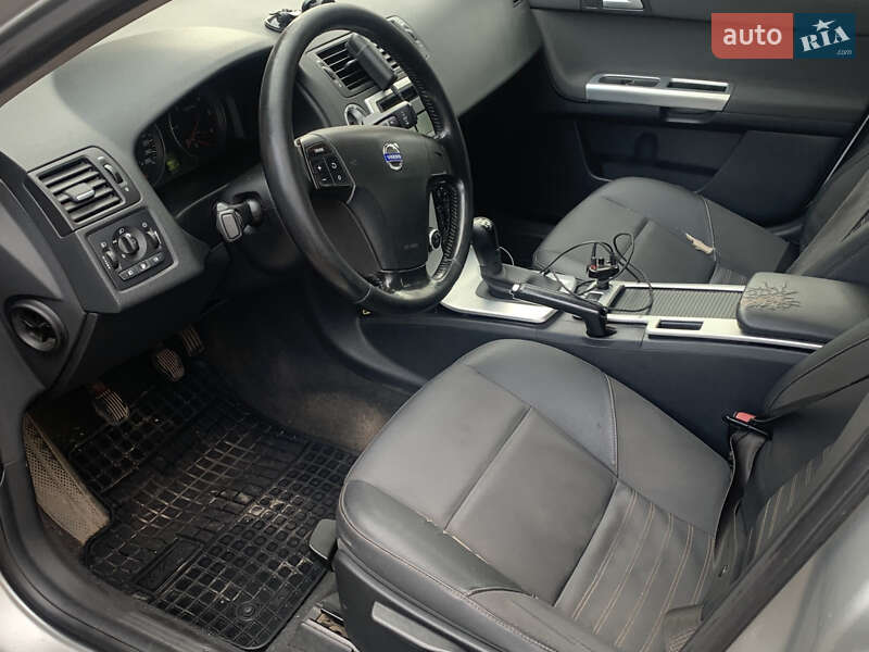 Універсал Volvo V50 2009 в Нововолинську