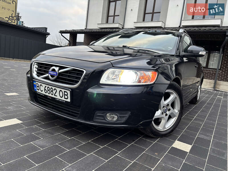 Универсал Volvo V50 2012 в Львове