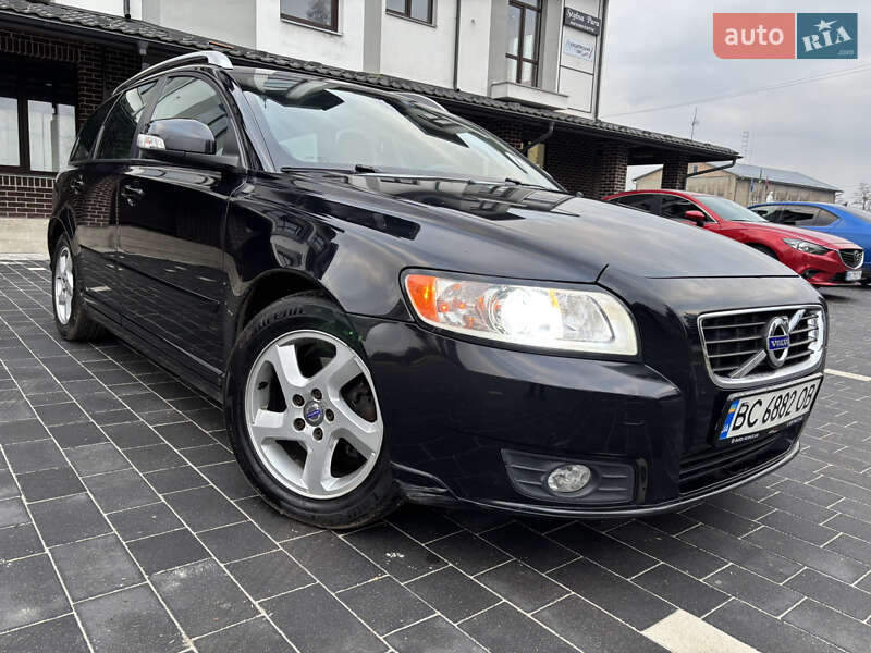 Универсал Volvo V50 2012 в Львове