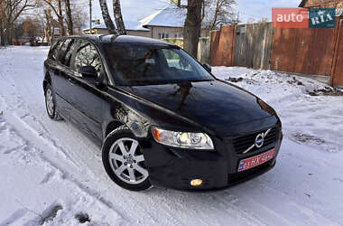 Универсал Volvo V50 2010 в Чернигове