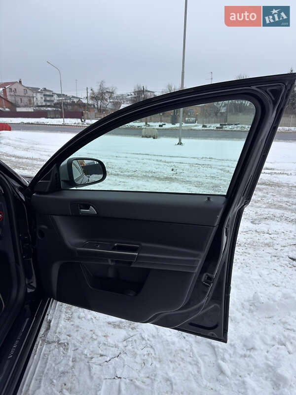 Универсал Volvo V50 2011 в Луцке