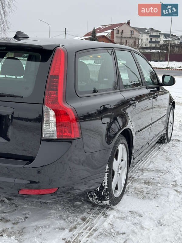 Универсал Volvo V50 2011 в Луцке