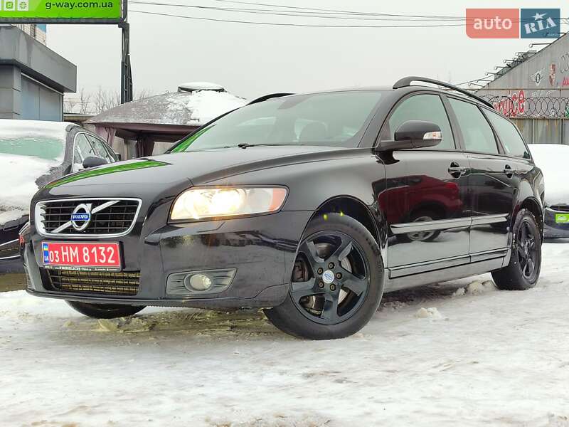 Volvo V50 2011