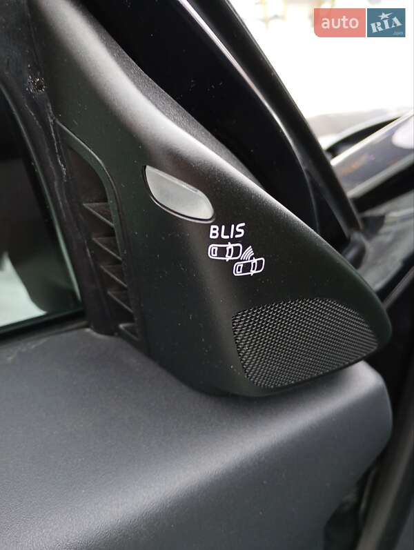 Універсал Volvo V50 2010 в Києві