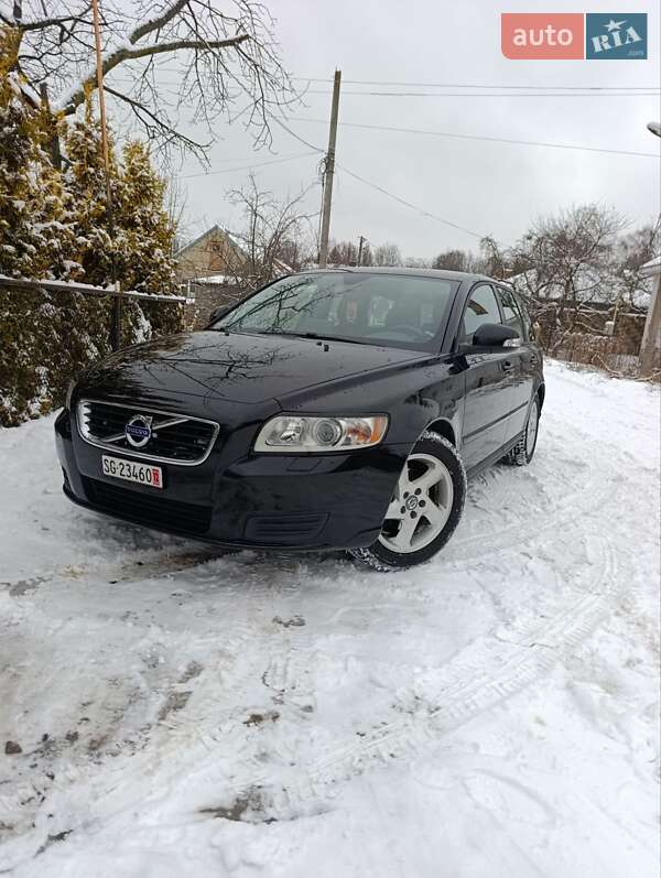 Универсал Volvo V50 2011 в Луцке