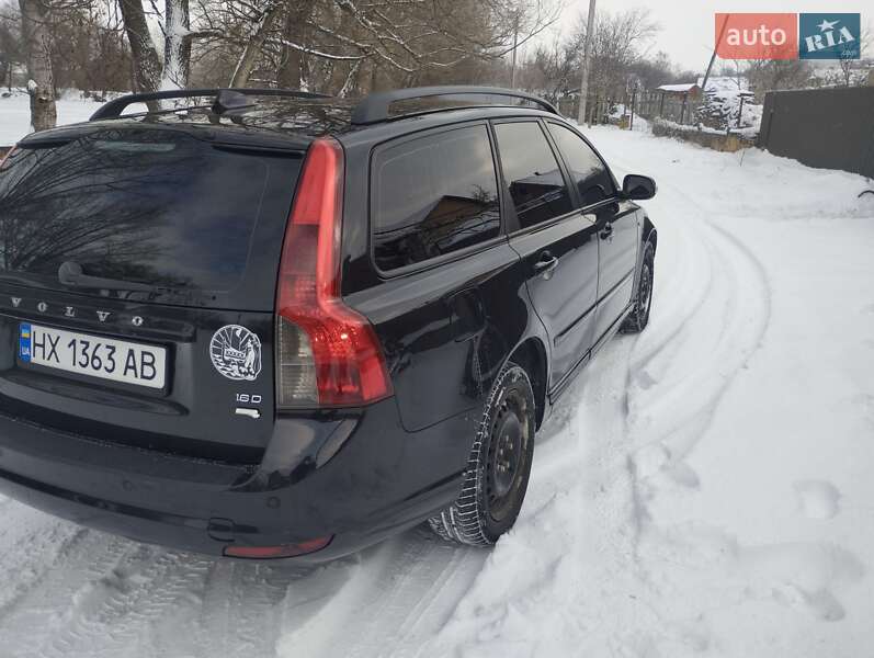 Универсал Volvo V50 2009 в Тульчине