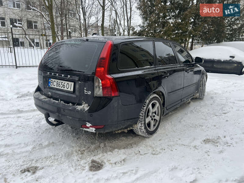 Універсал Volvo V50 2010 в Львові