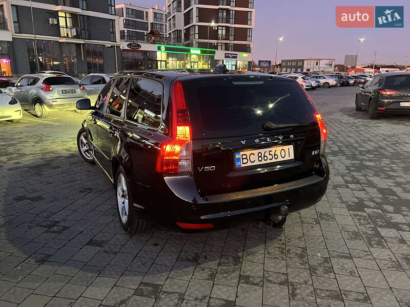 Універсал Volvo V50 2010 в Львові
