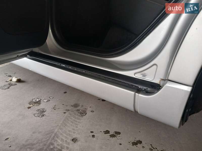 Универсал Volvo V50 2010 в Николаеве