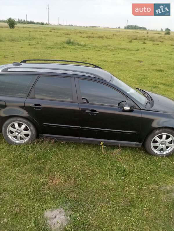 Универсал Volvo V50 2010 в Луцке